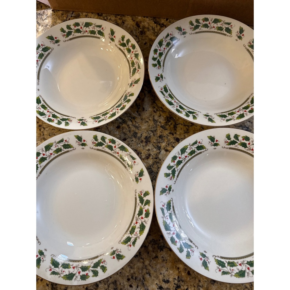 Home for the Holidays Holly‎ Holiday Rimmed Soup Bowls Set of 4 Christmas 8.5"